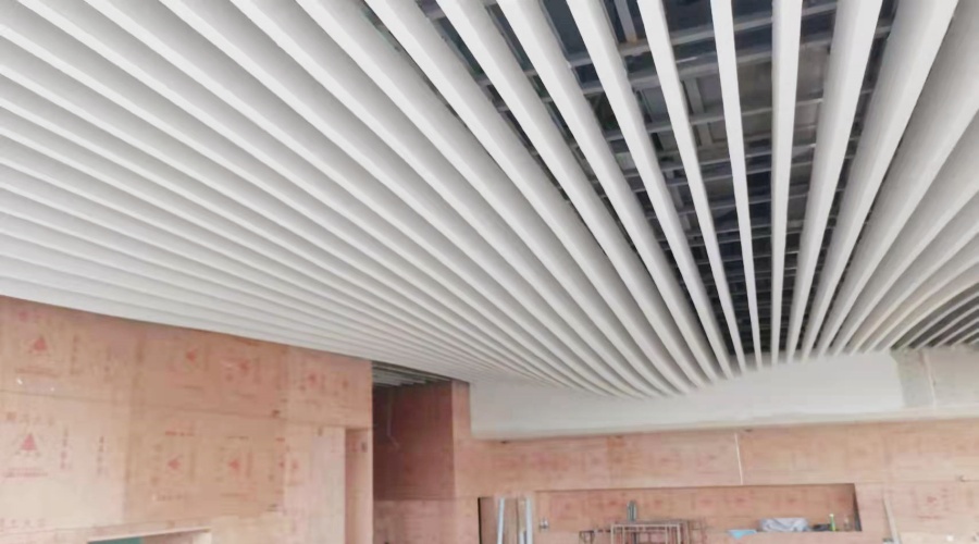 感恩西安蒲城商場(chǎng)對(duì)飾紀(jì)上品GRG吊頂?shù)拇罅π湃?></a>										</div>
										<div   id=