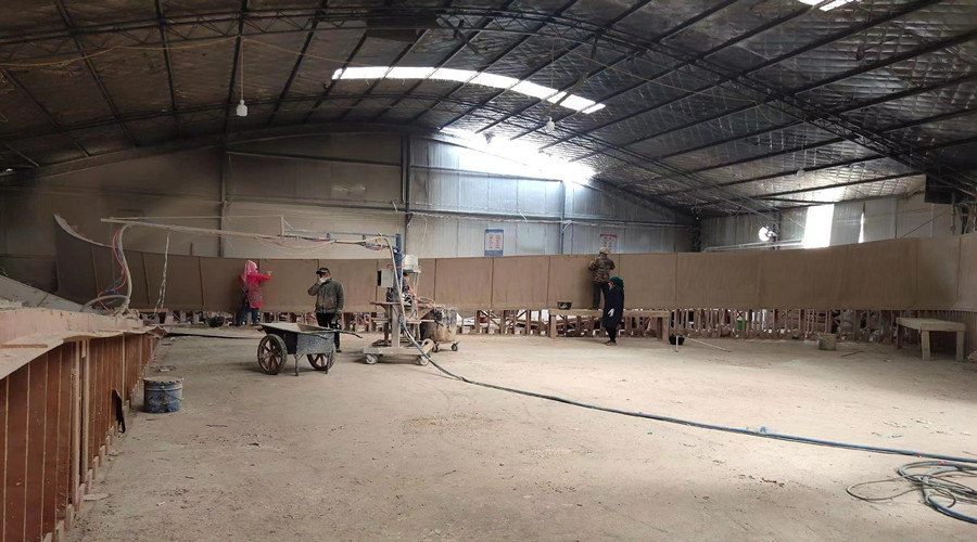 GRC構件生產(chǎn)中 GRC構件生產(chǎn)中