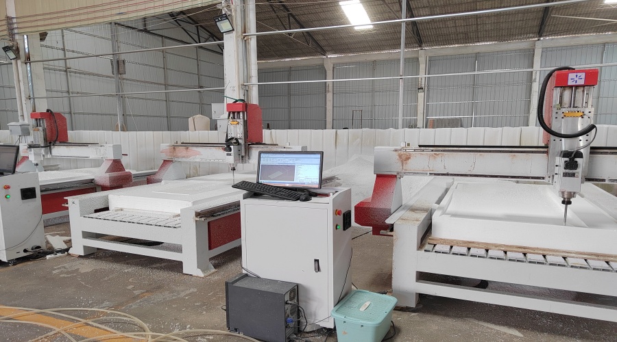 飾紀上品引進五軸雕刻機 飾紀上品引進五軸雕刻機